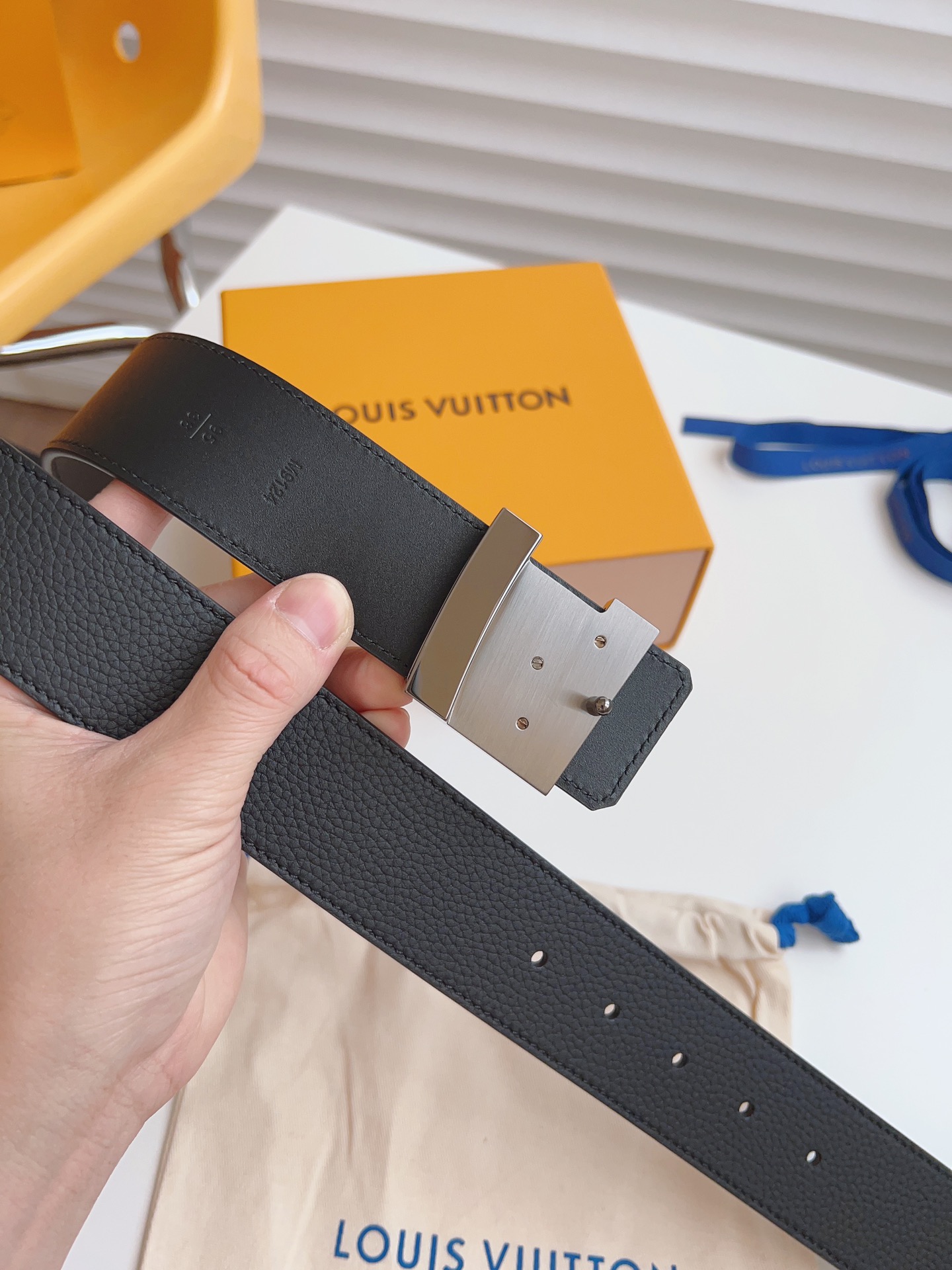 LV belt