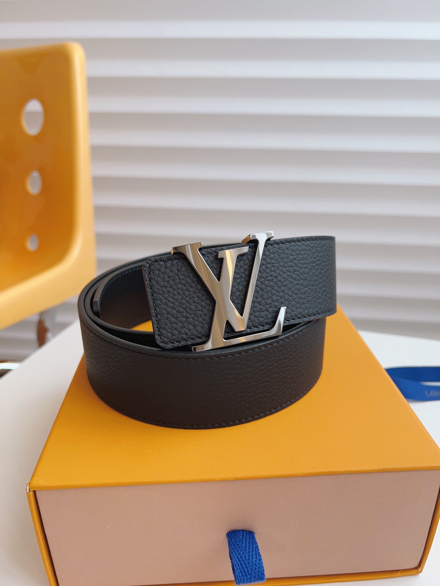 LV belt