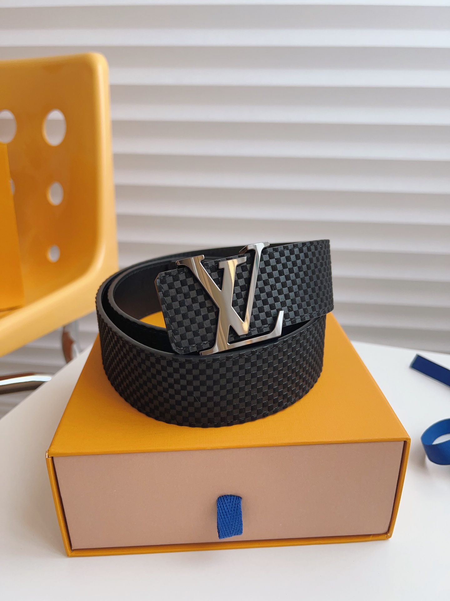 LV belt