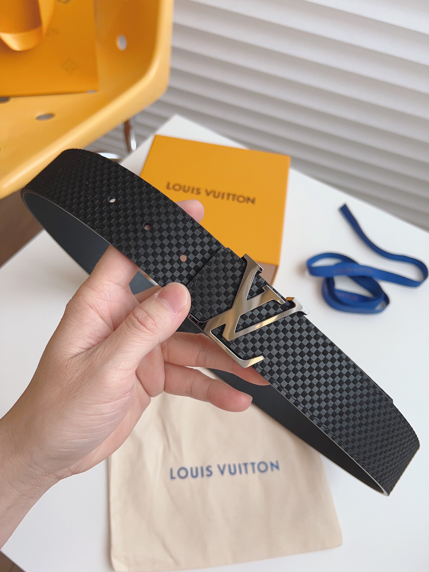 LV belt