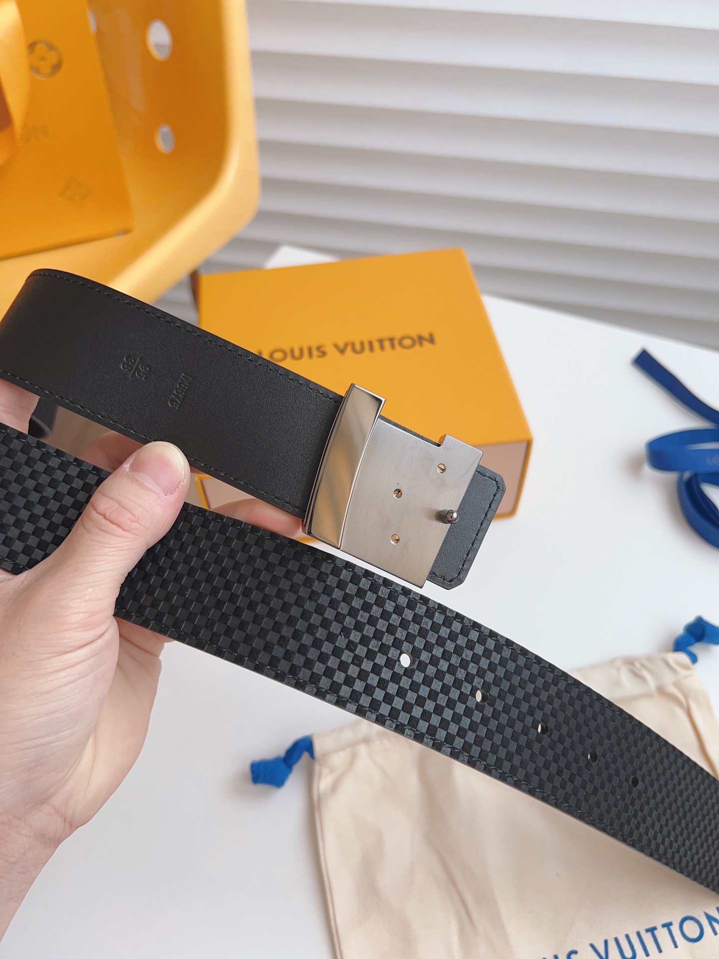 LV belt
