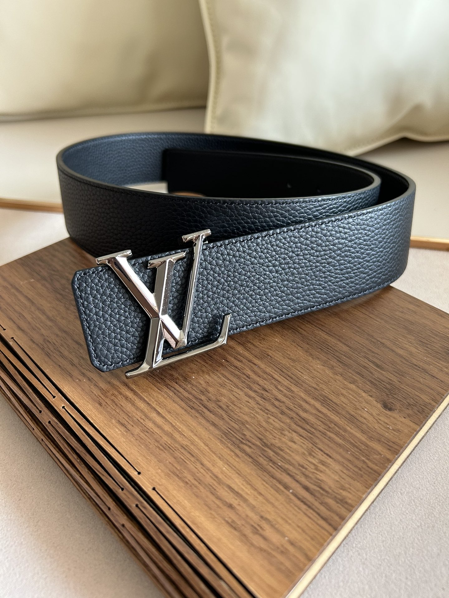 LV belt