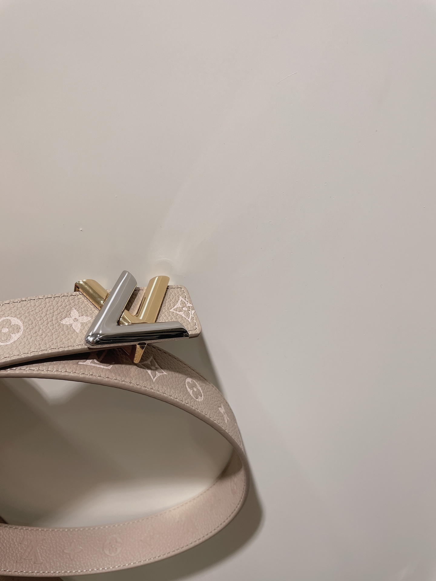 LV belt