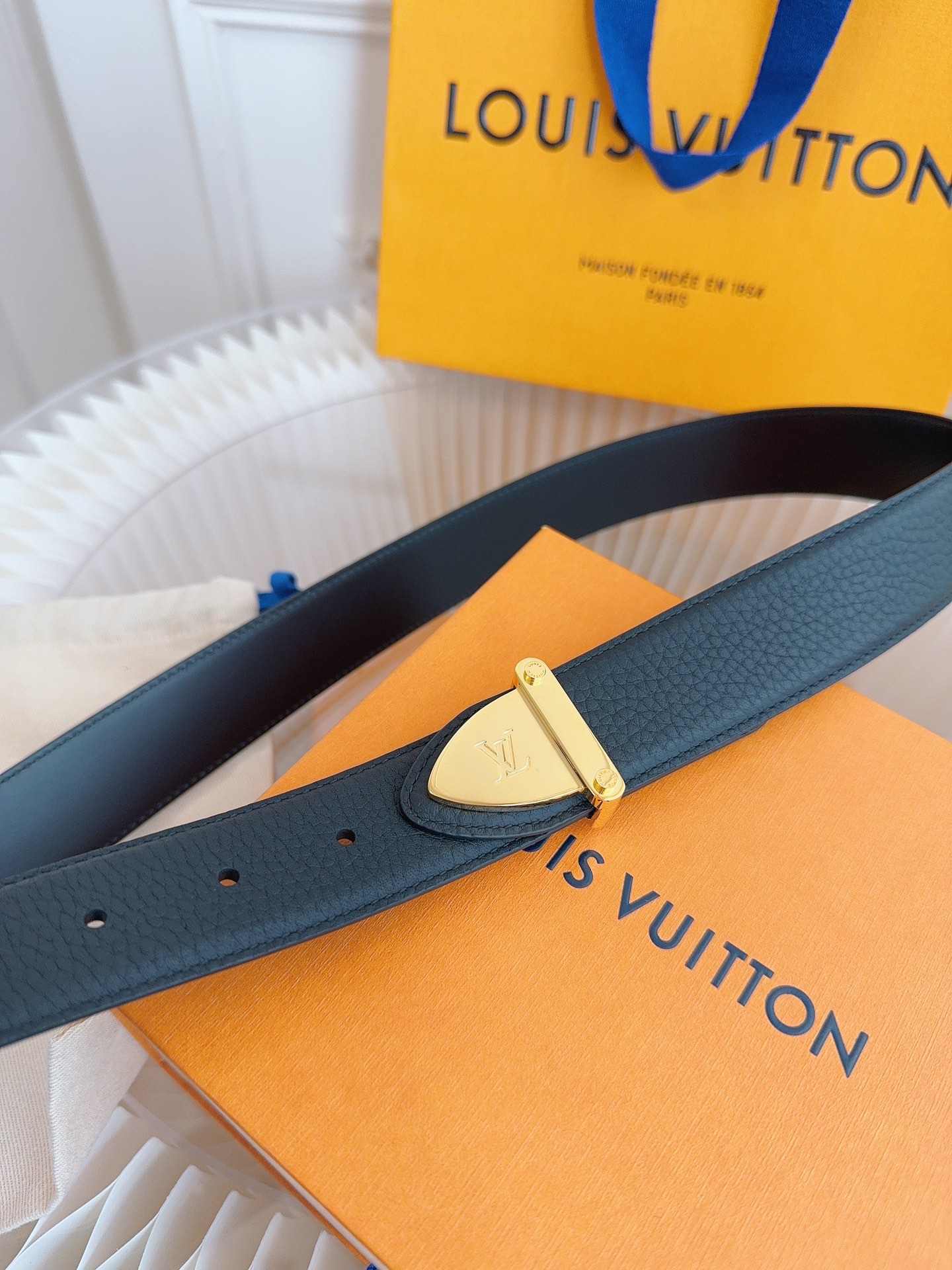 LV belt