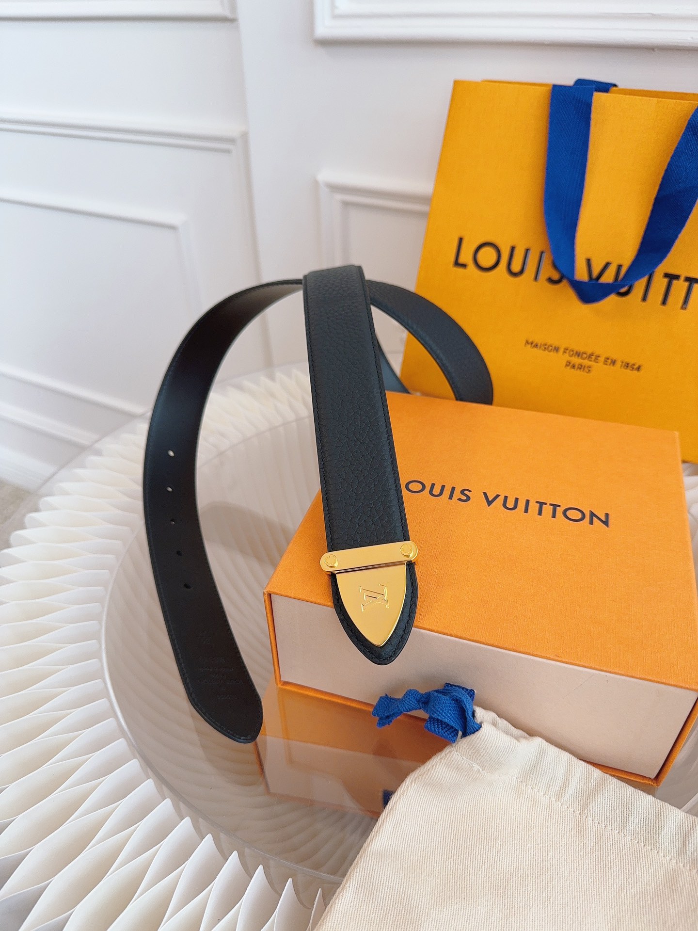 LV belt