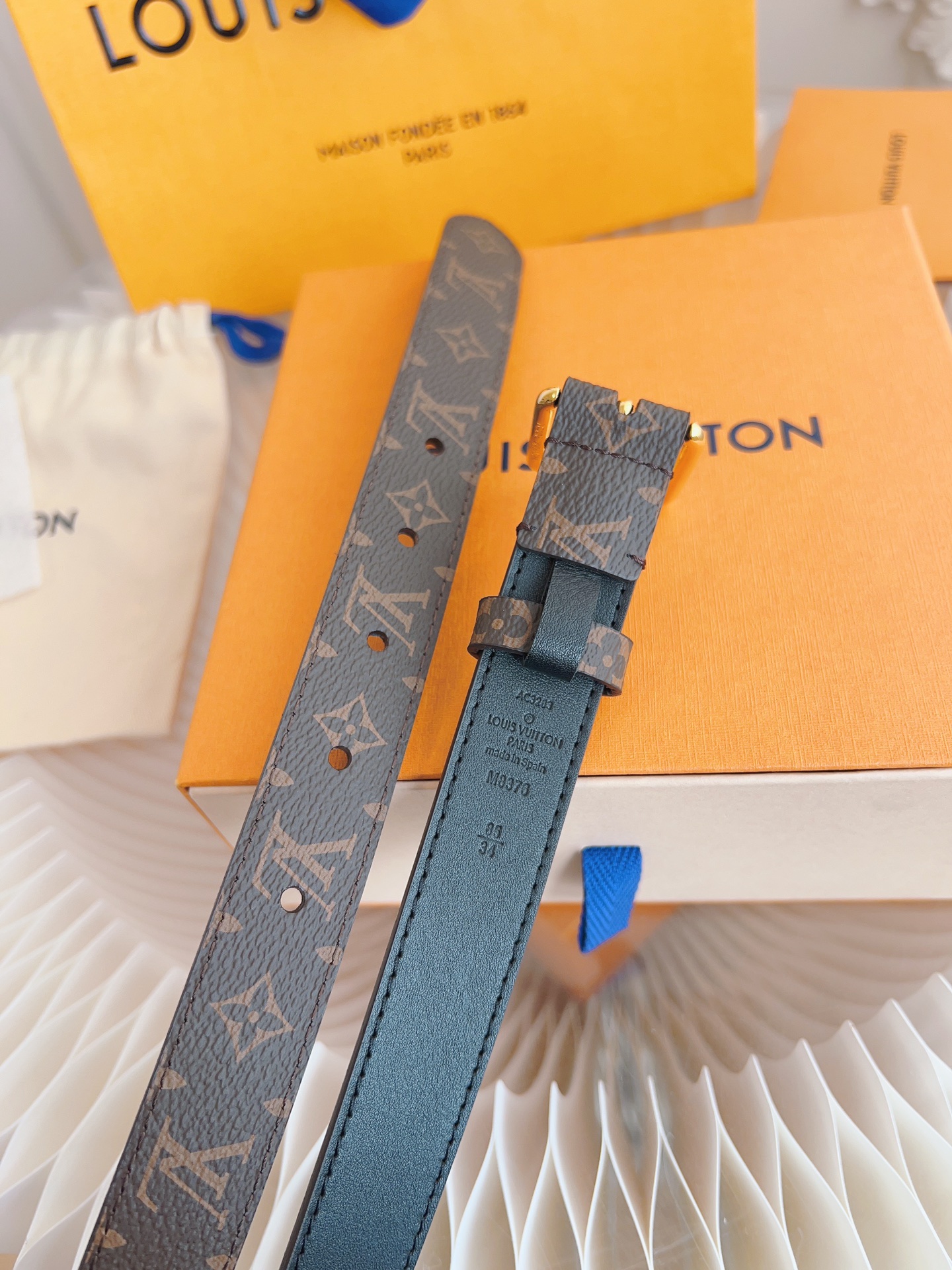LV belt