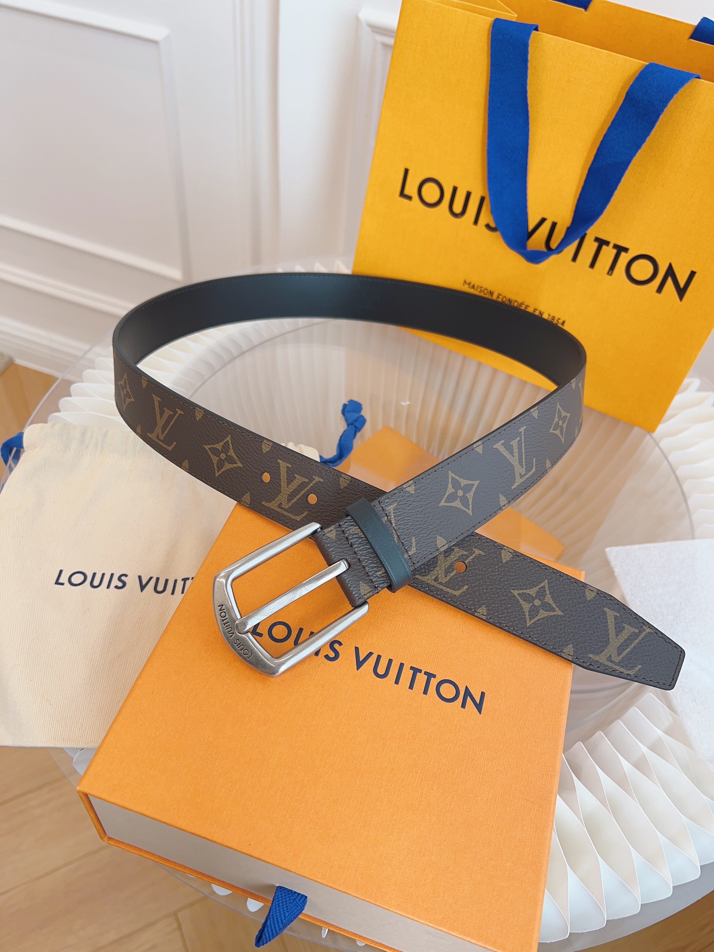 LV belt
