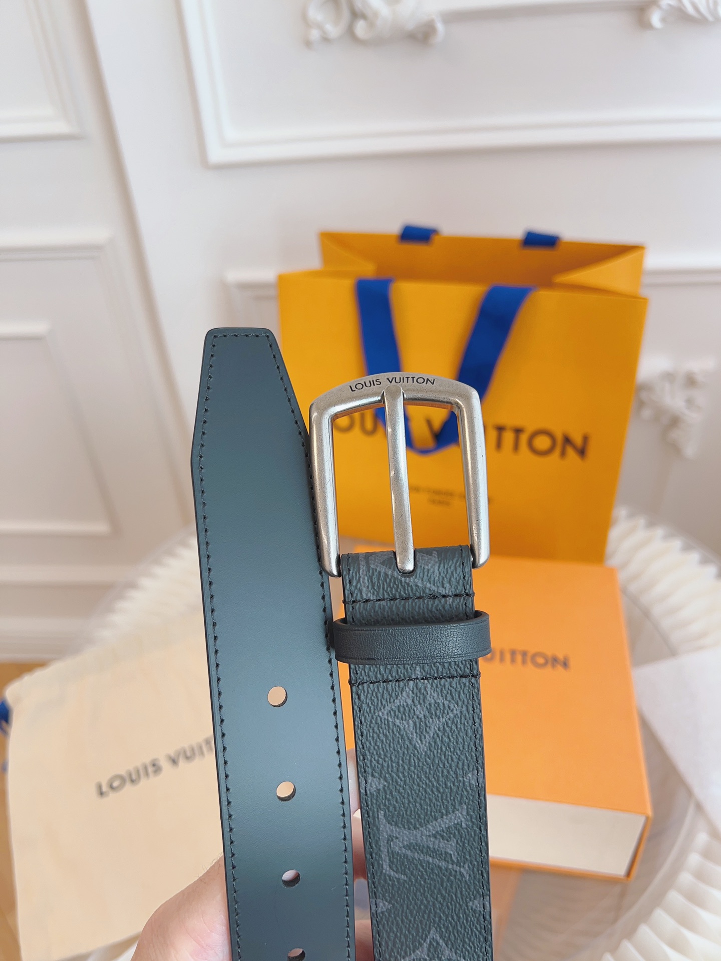 LV belt