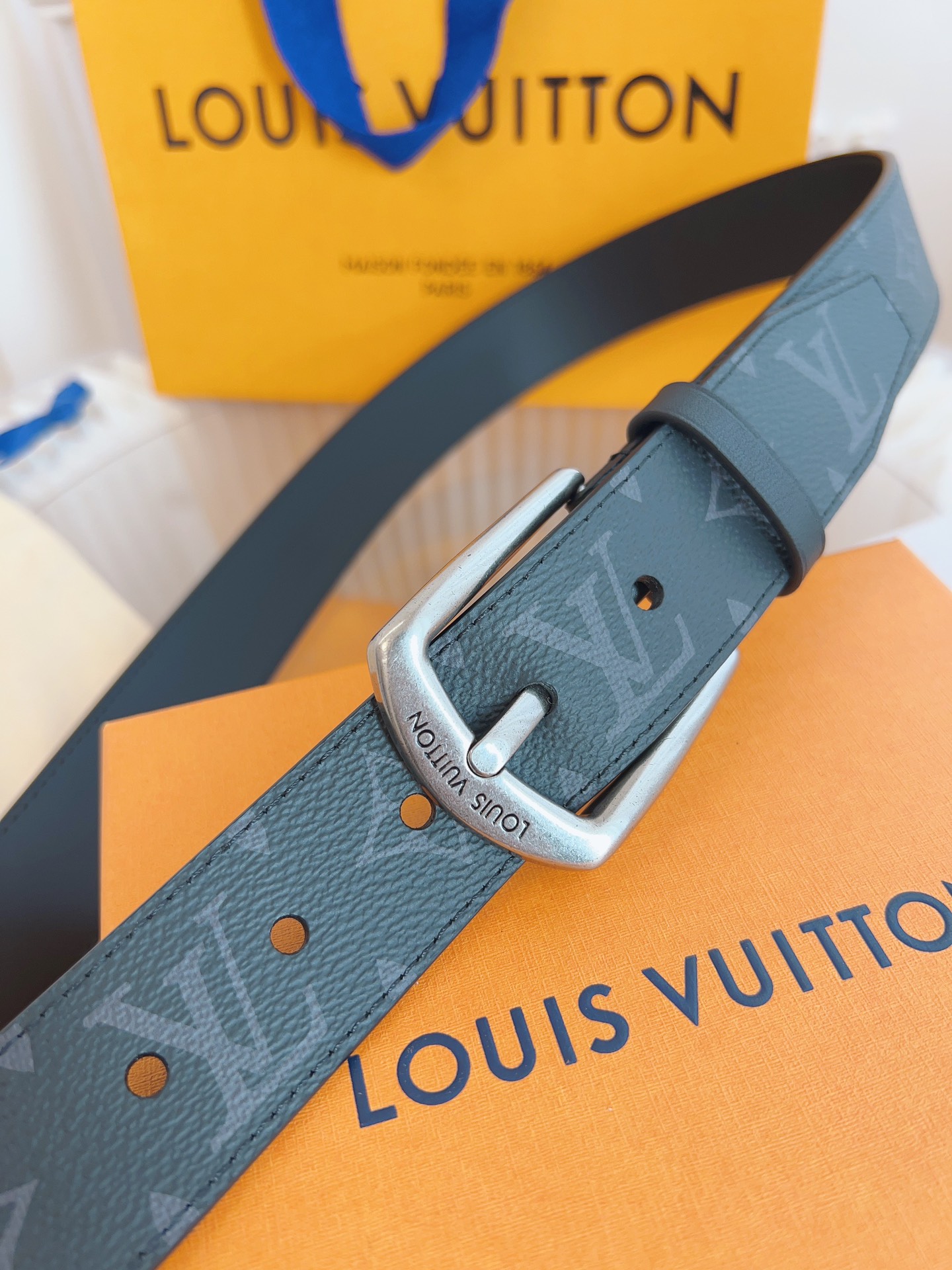 LV belt