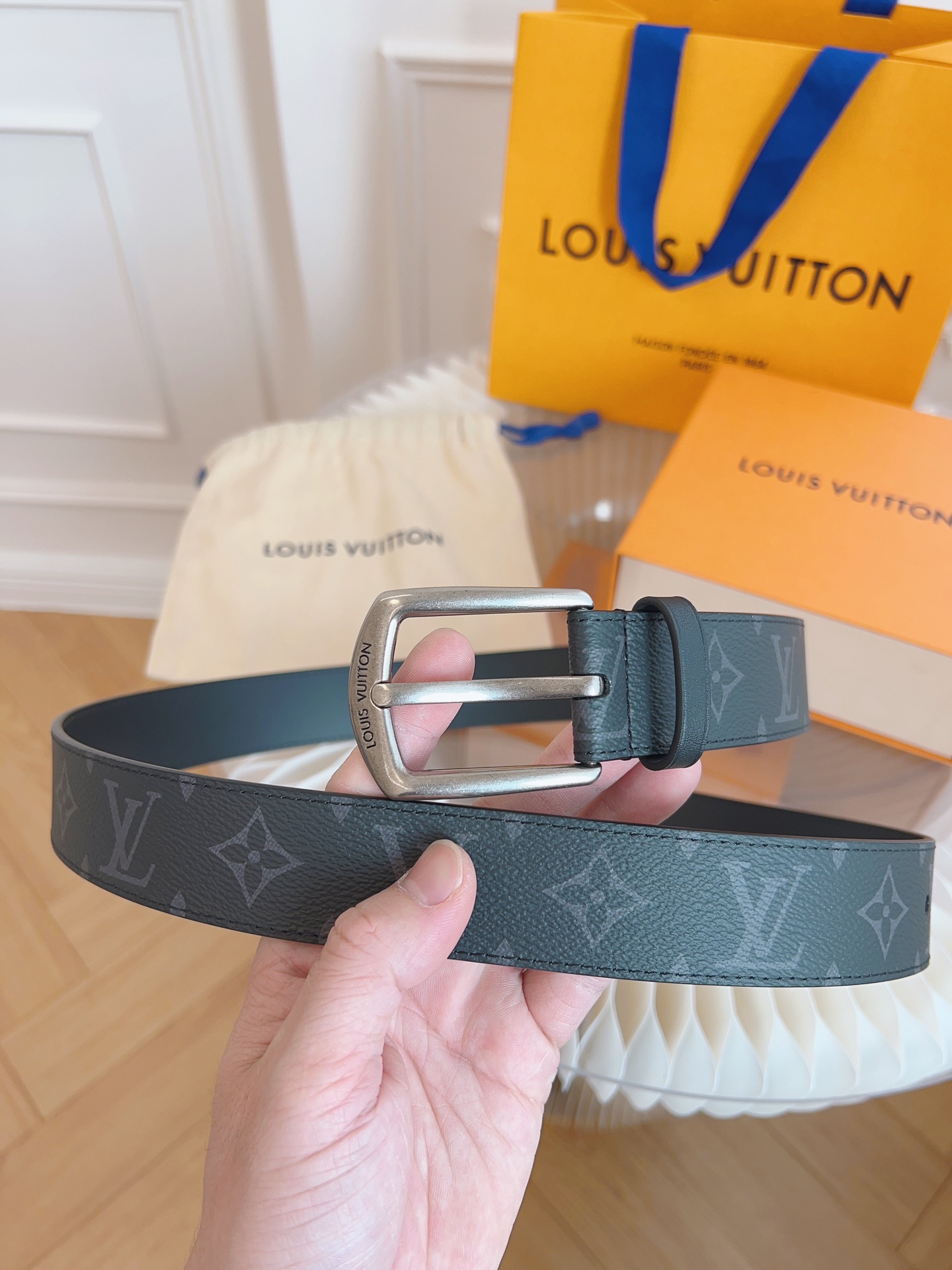 LV belt
