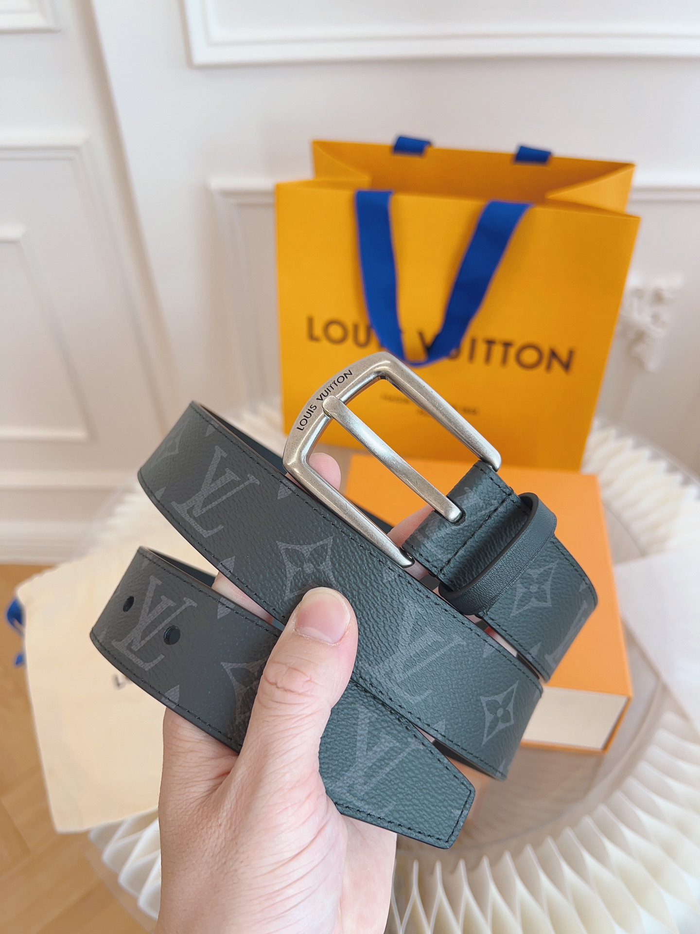 LV belt