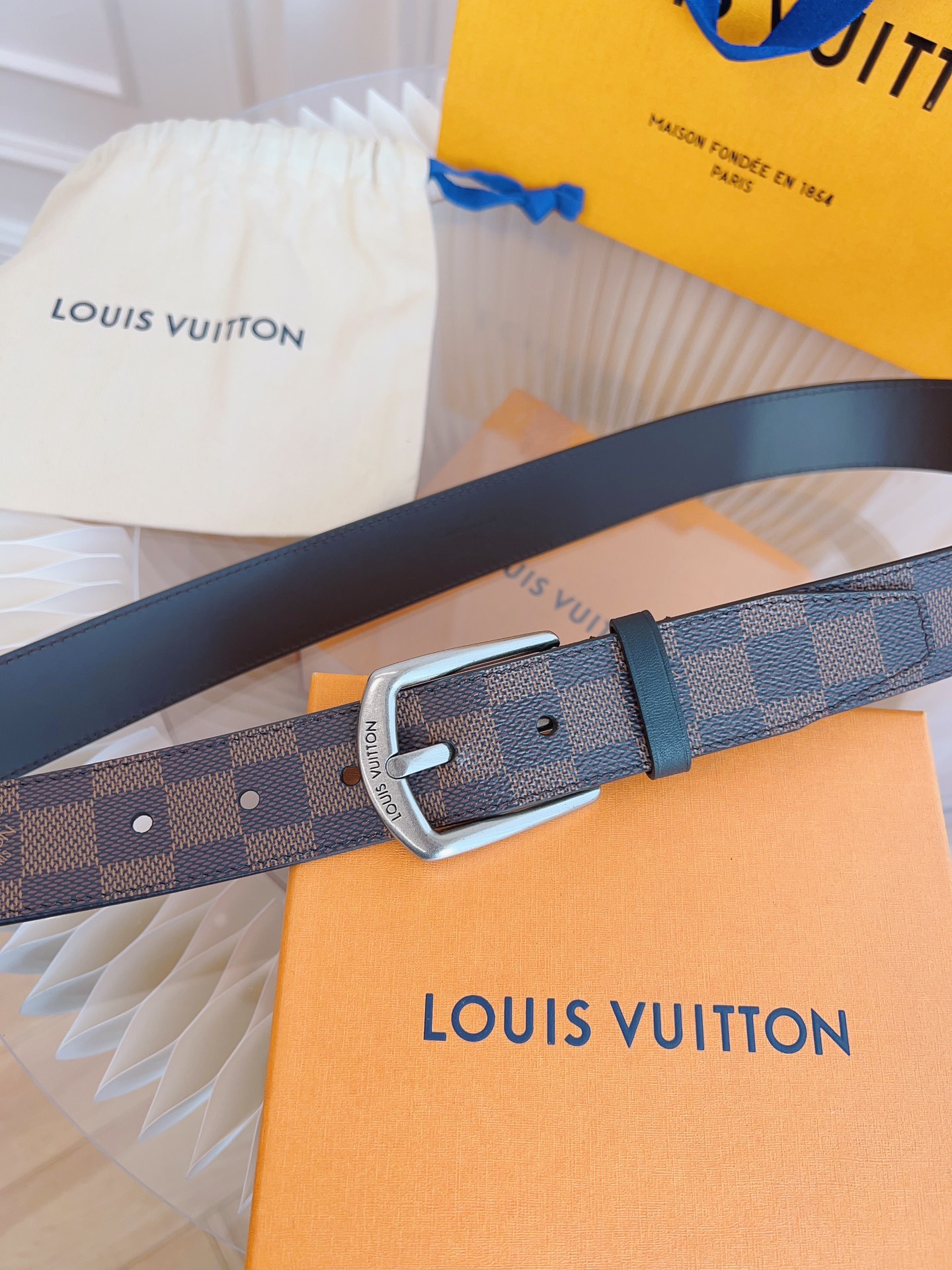 LV belt