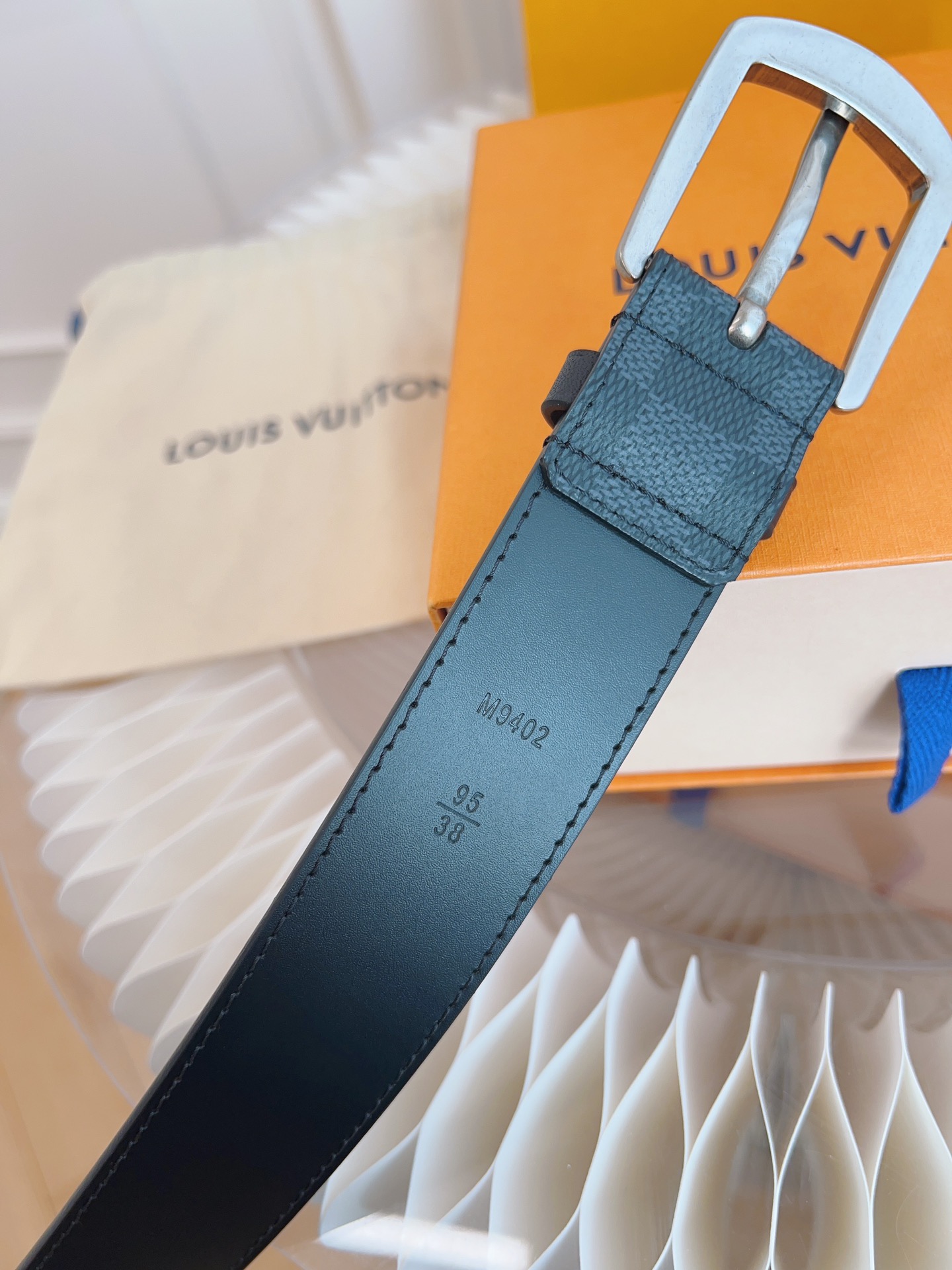 LV belt