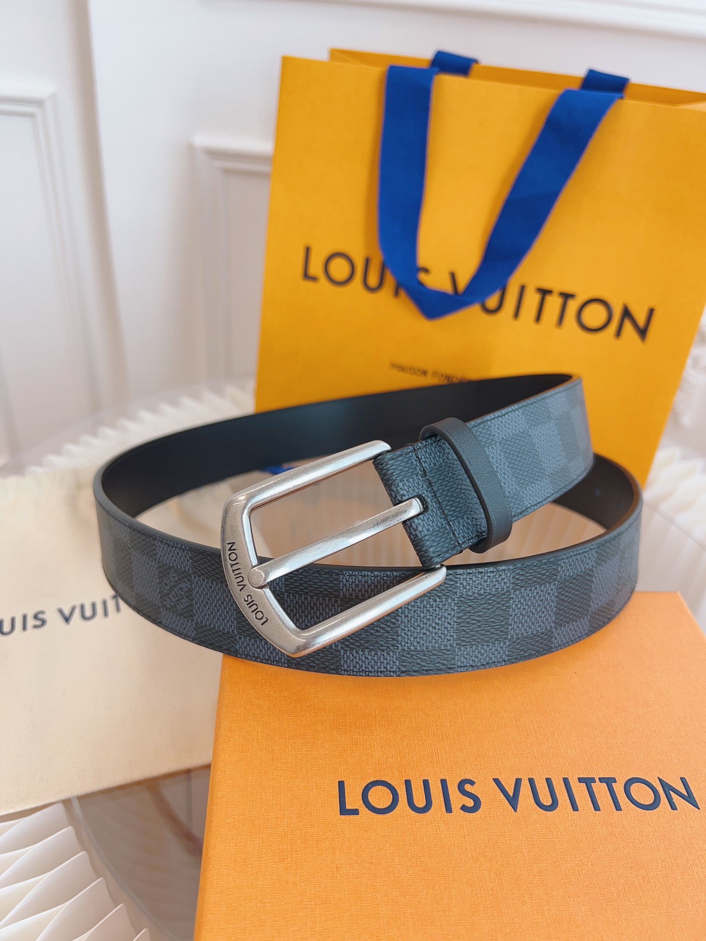 LV belt
