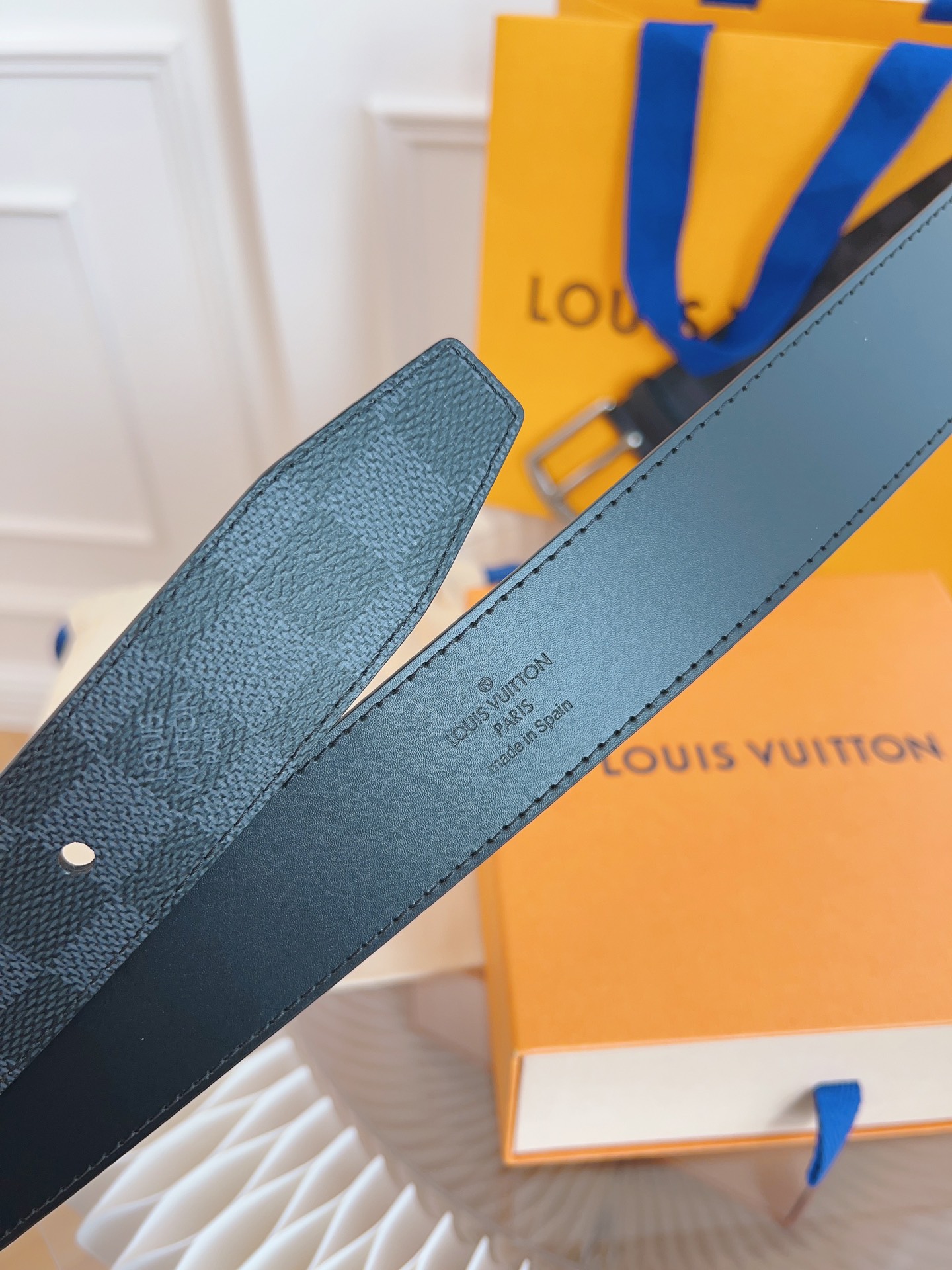 LV belt