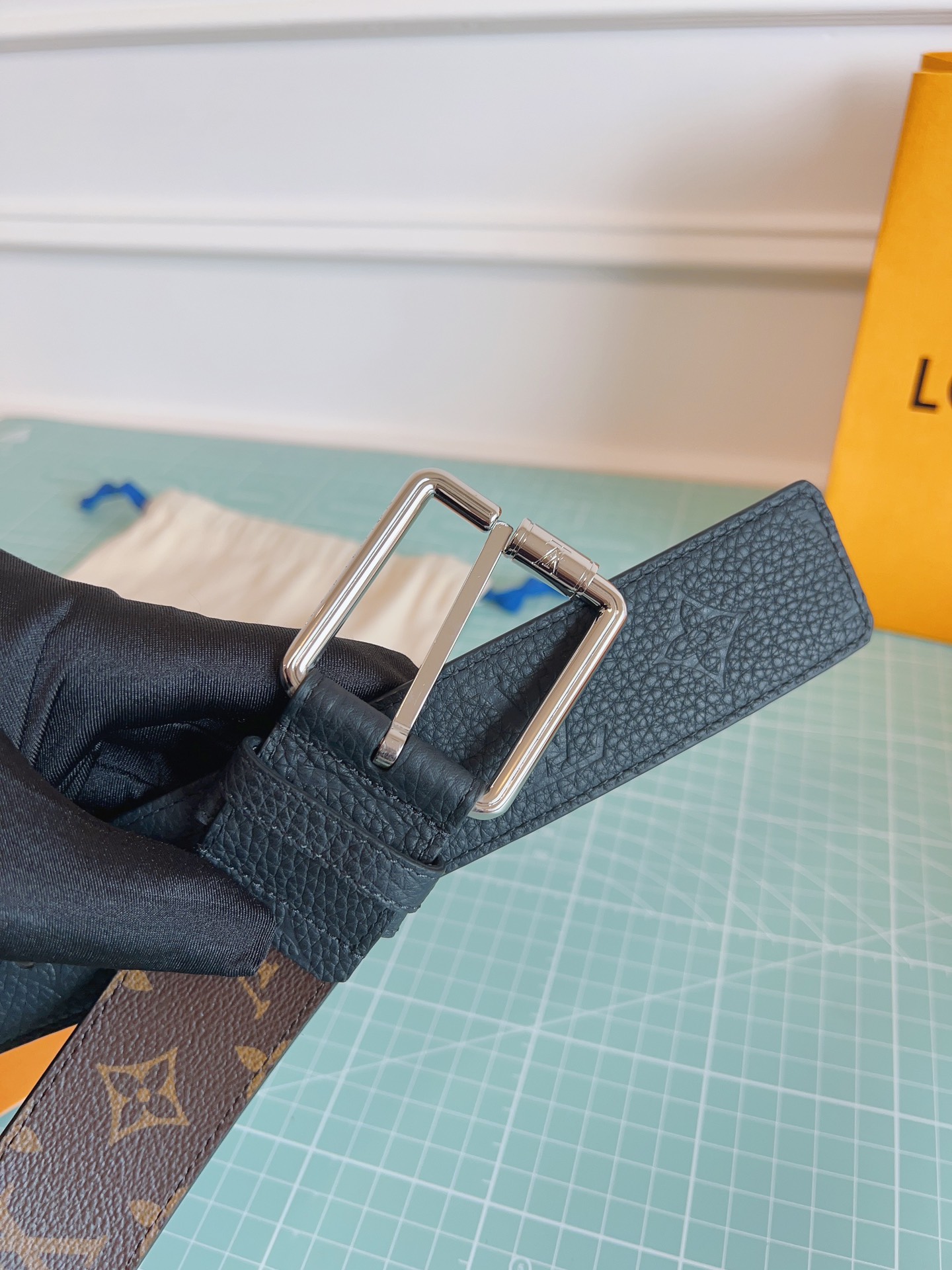 LV belt