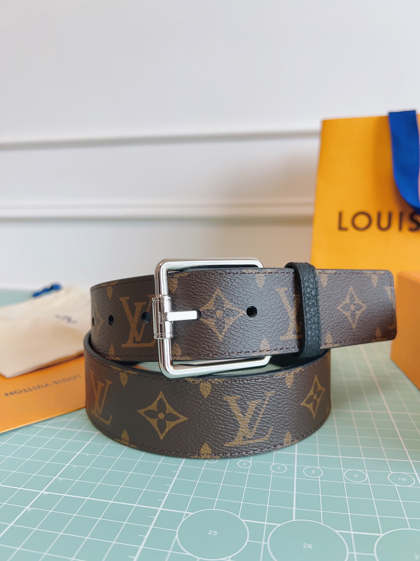 LV belt