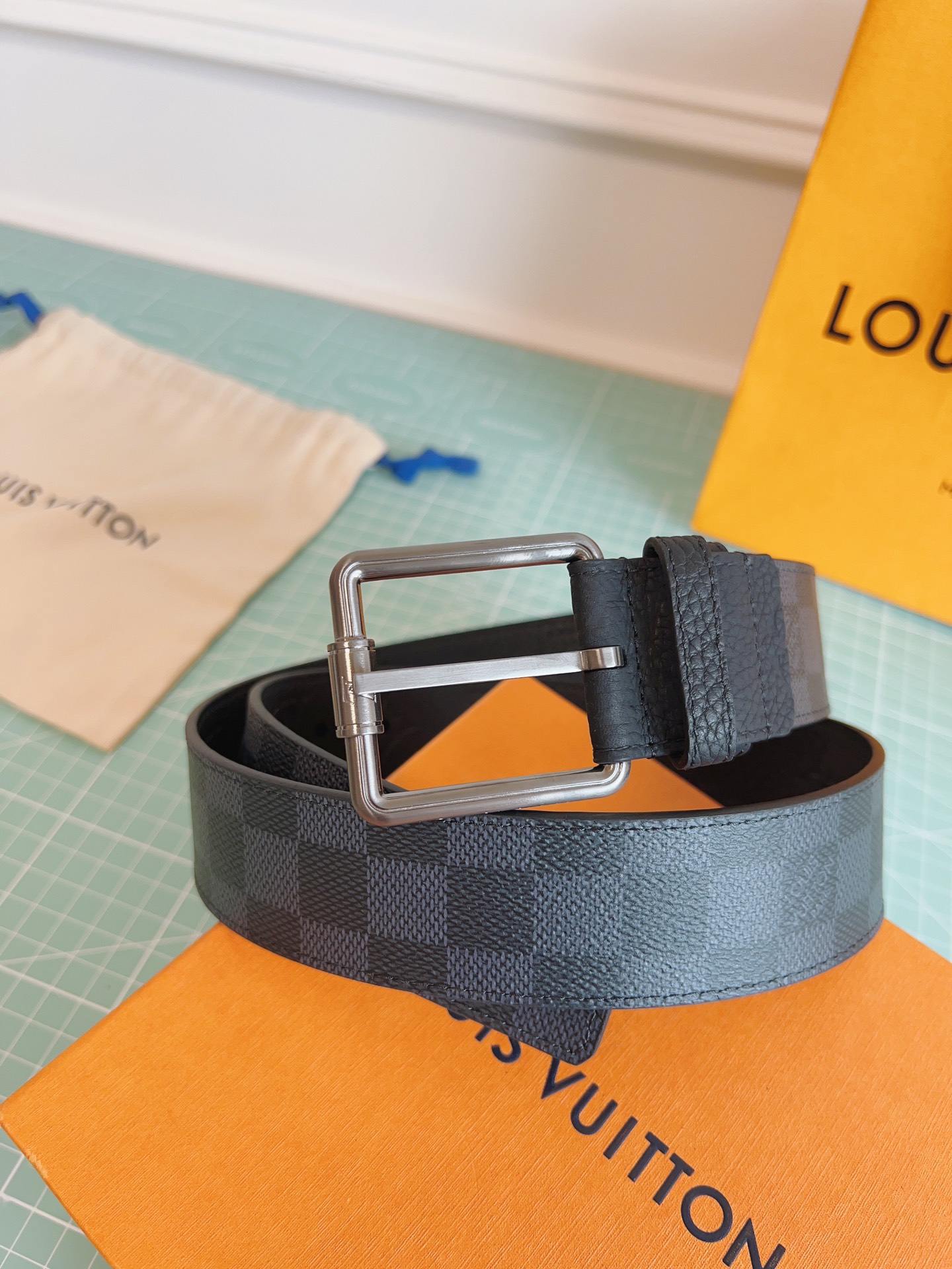 LV belt