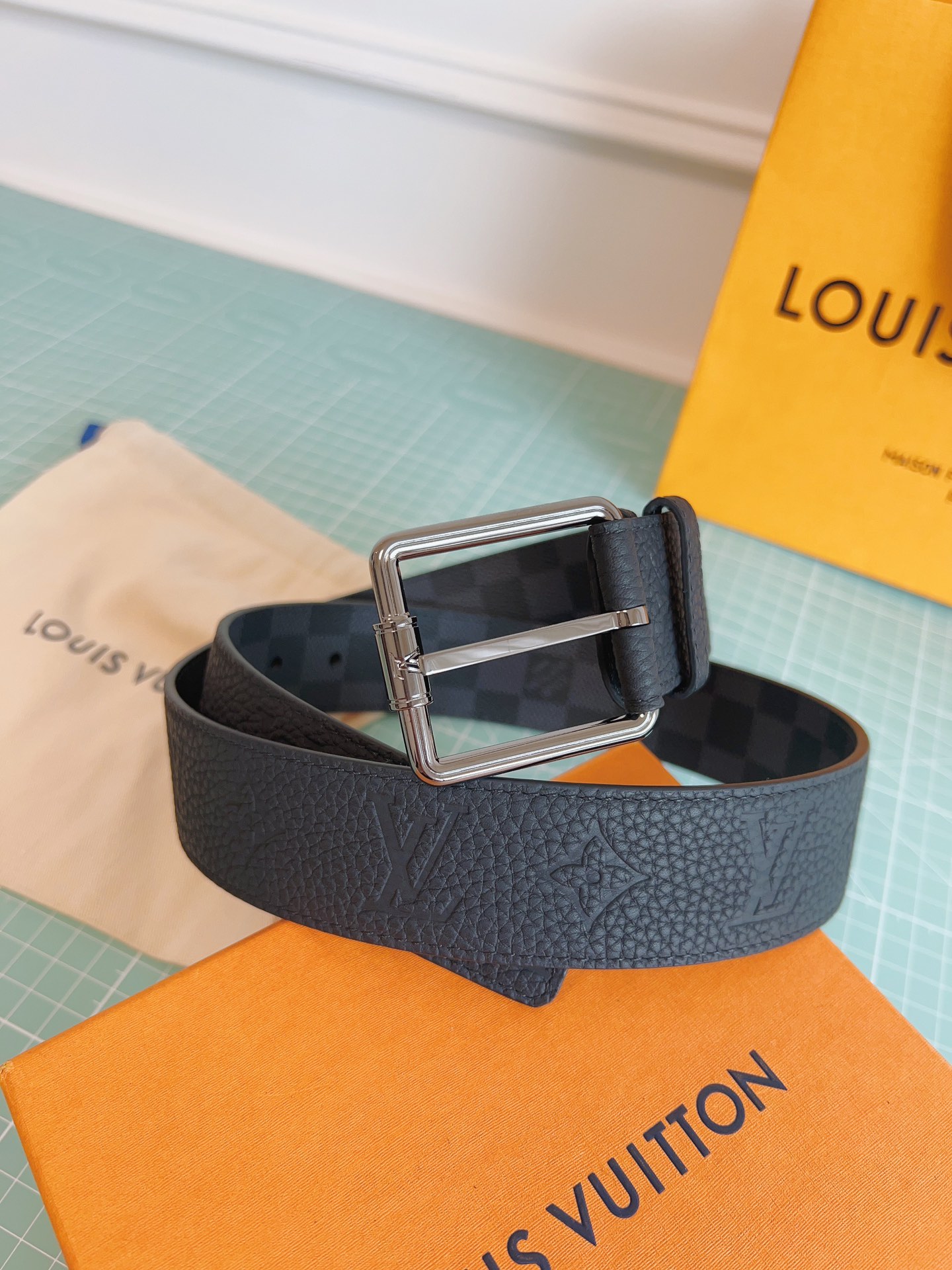 LV belt