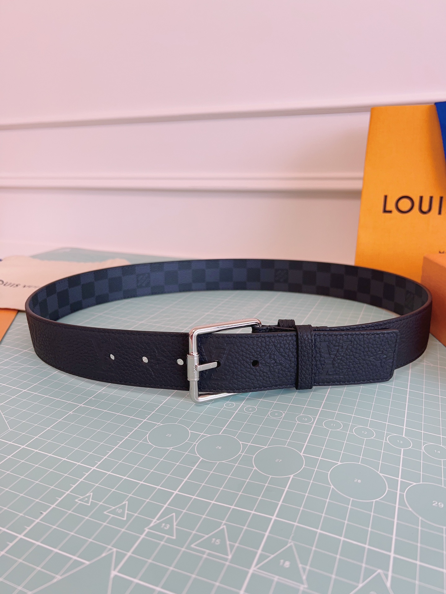 LV belt