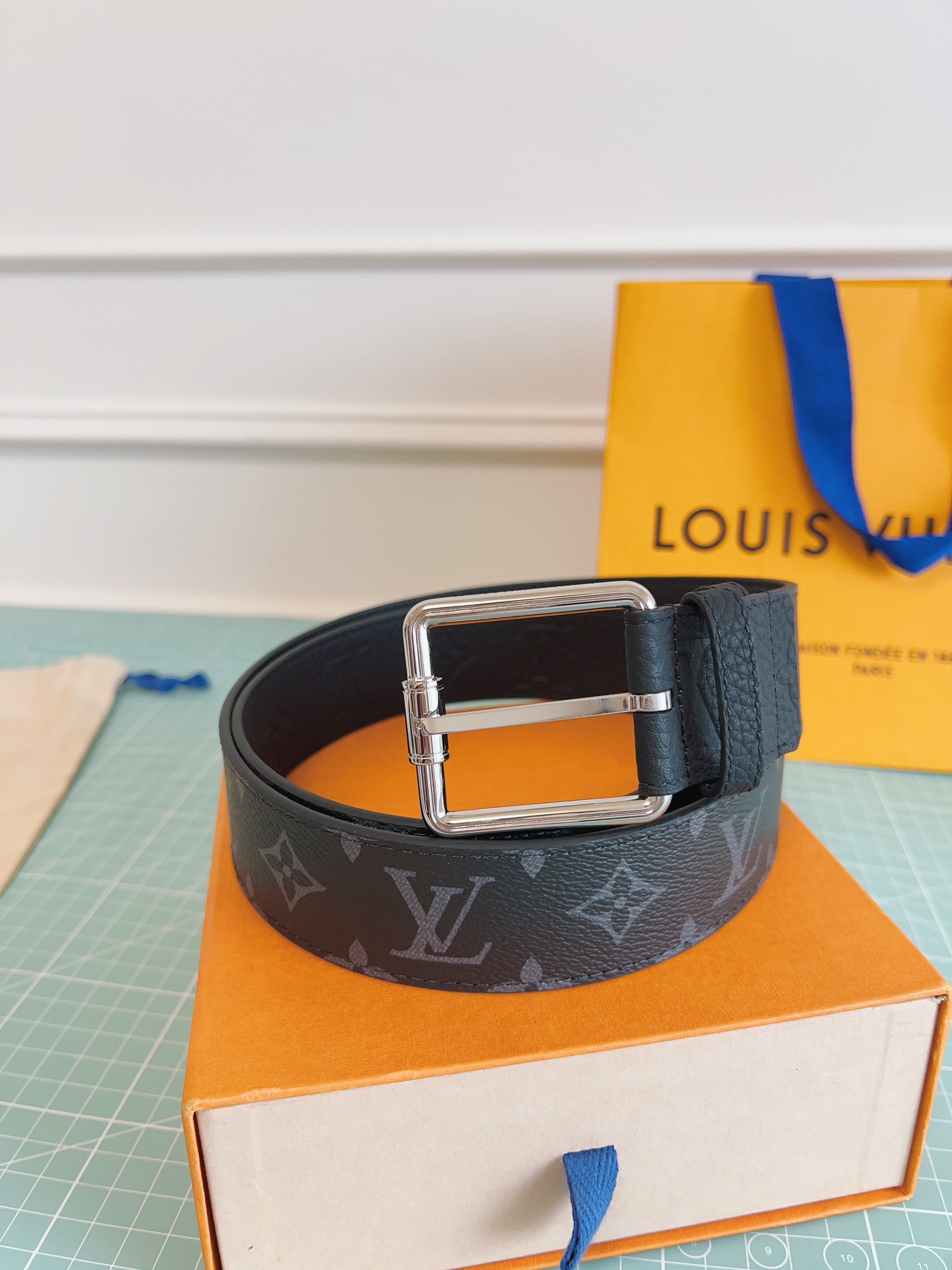 LV belt
