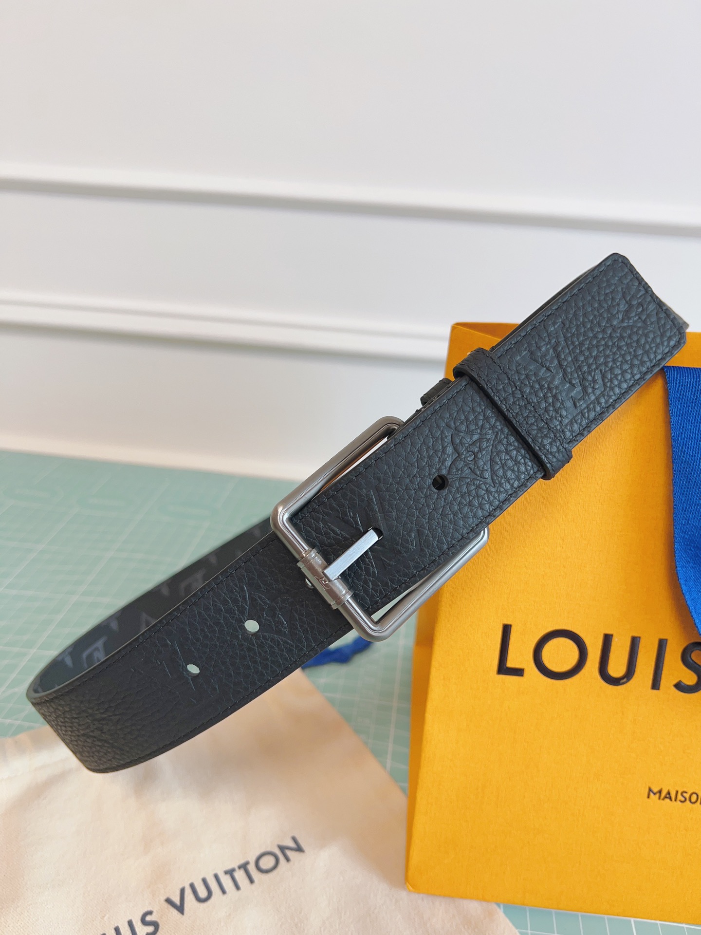 LV belt