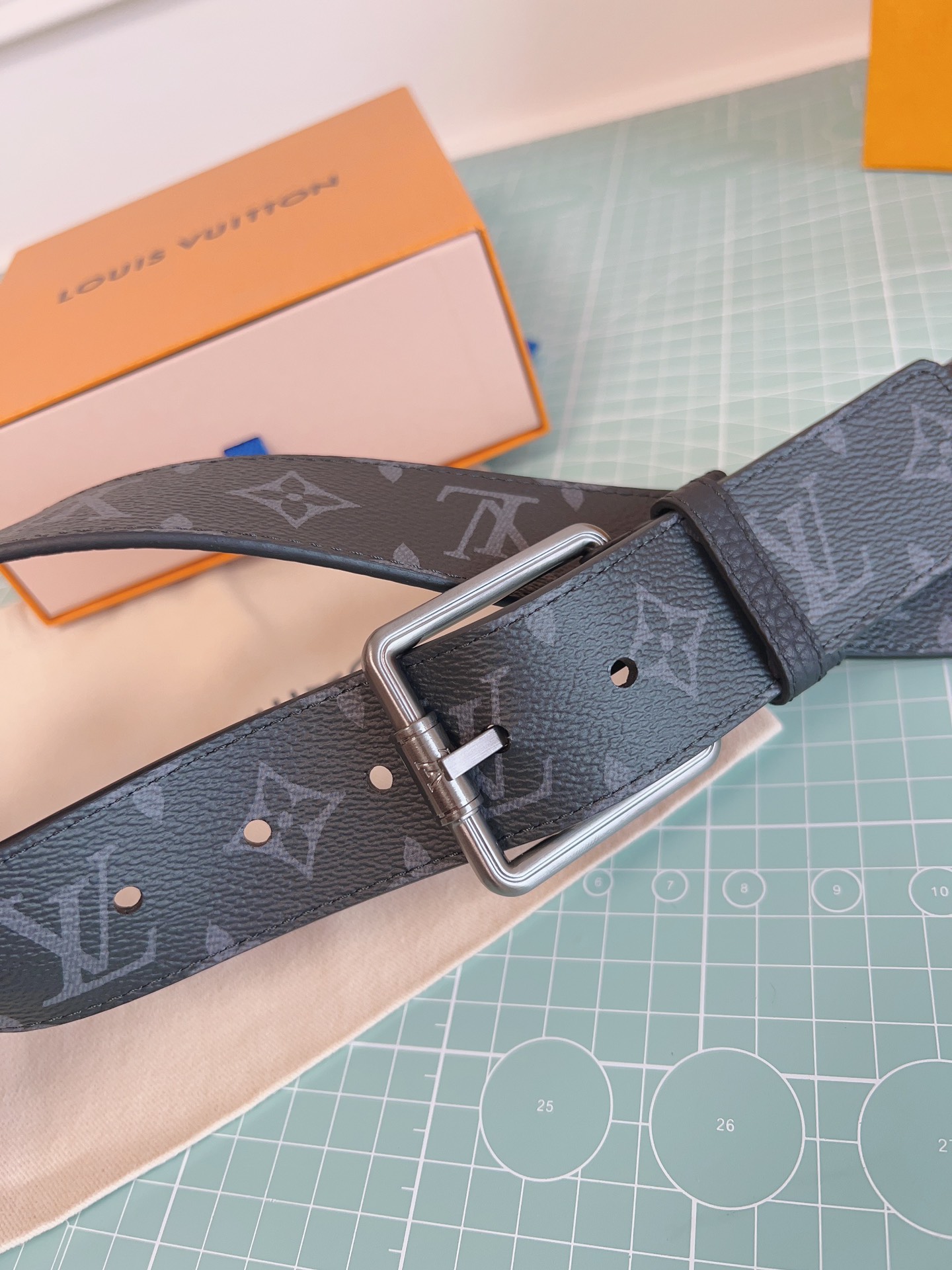 LV belt