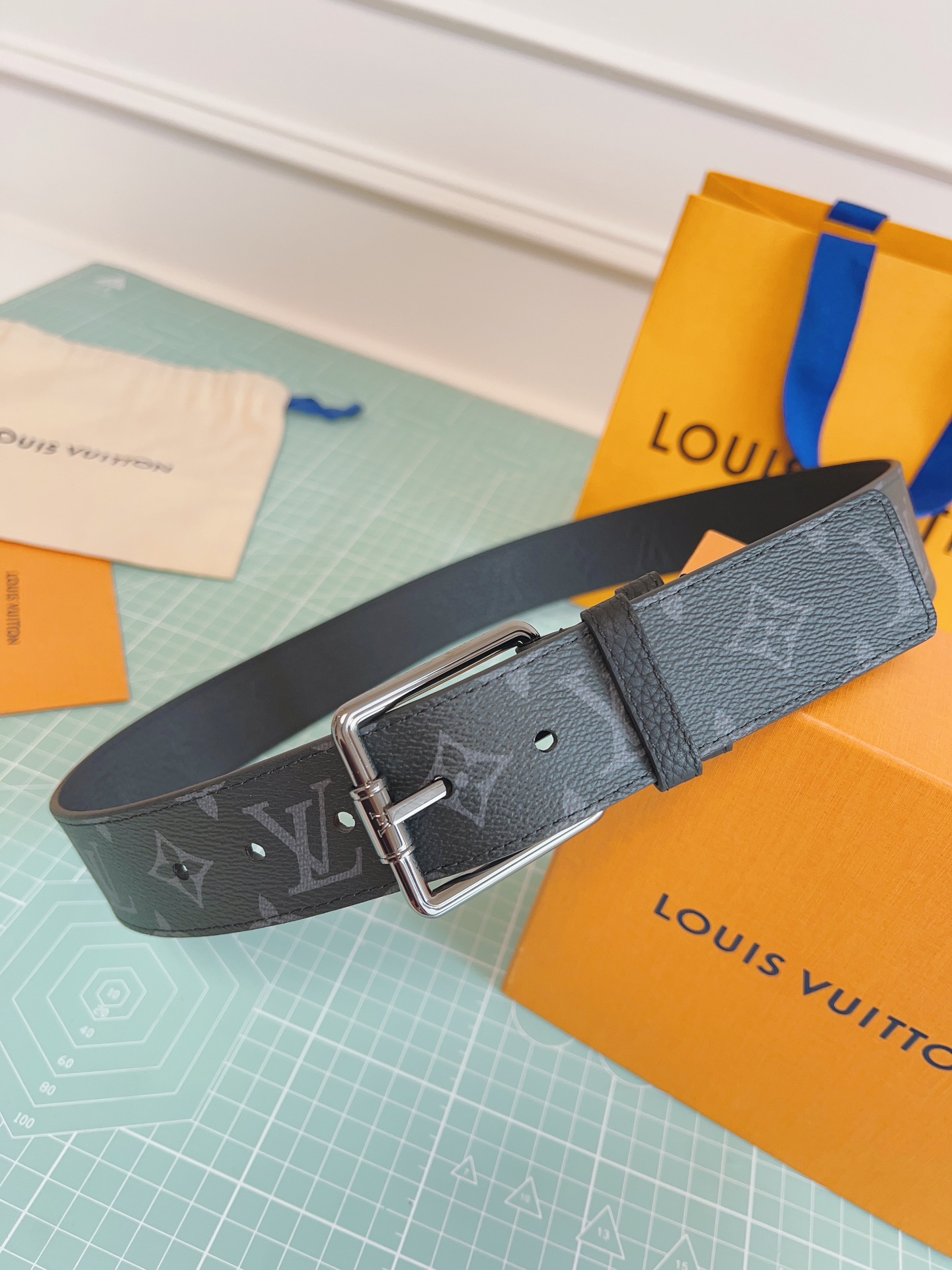 LV belt