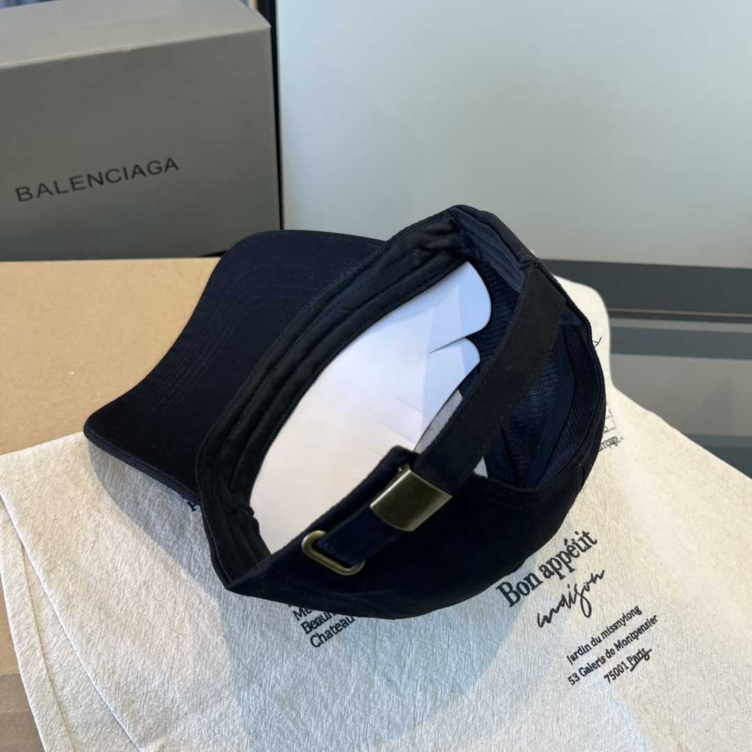 Balenciaga hat