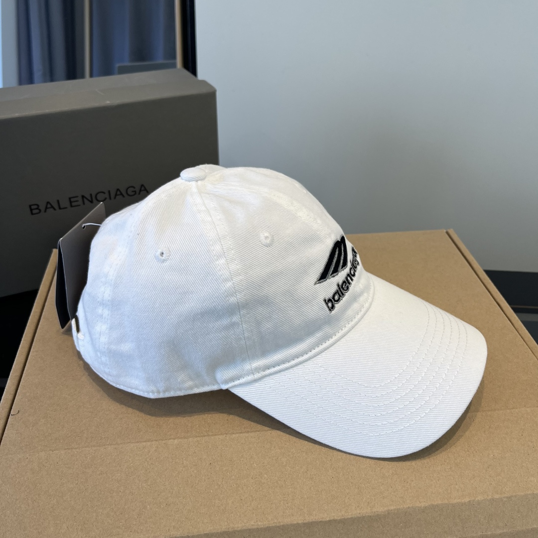 Balenciaga hat