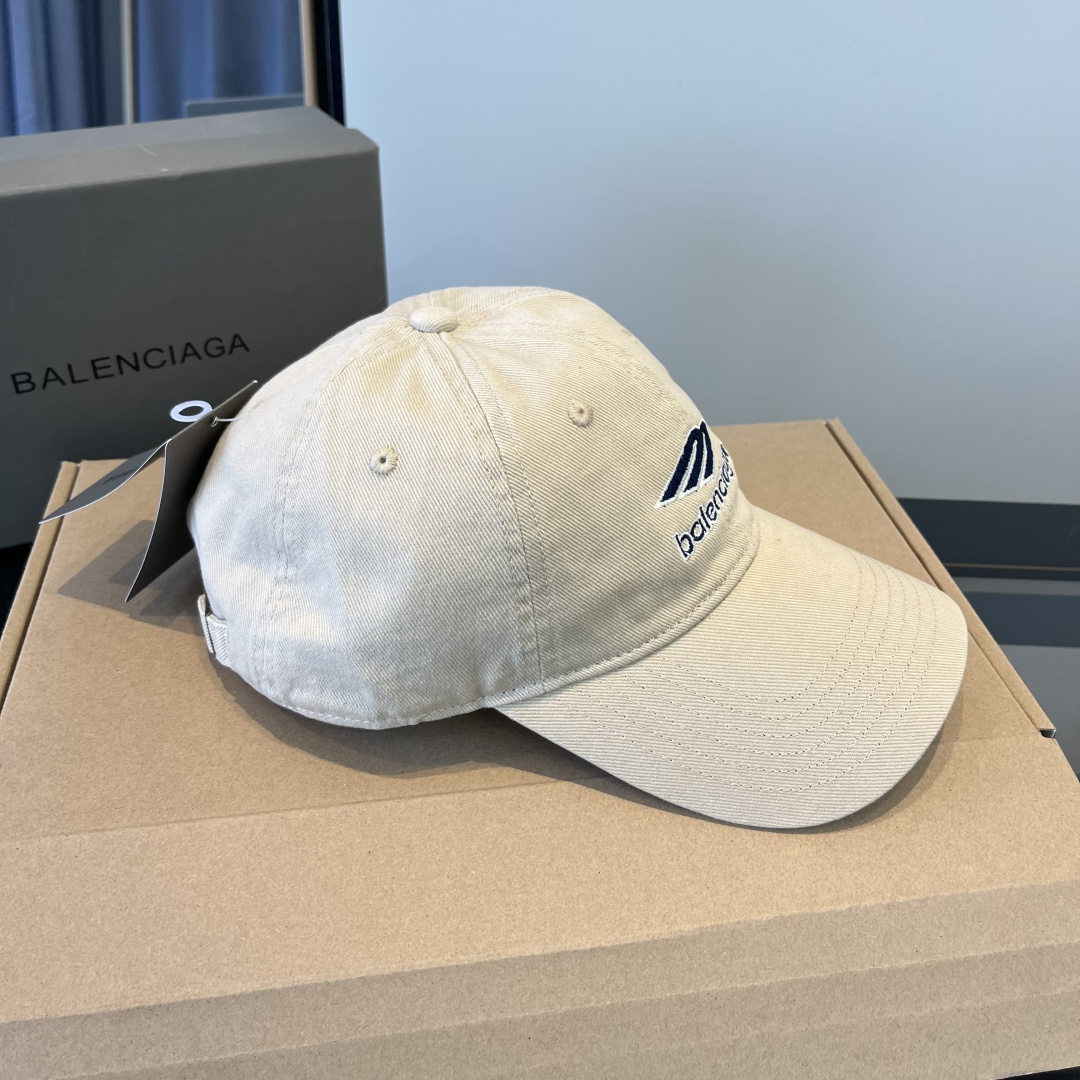 Balenciaga hat