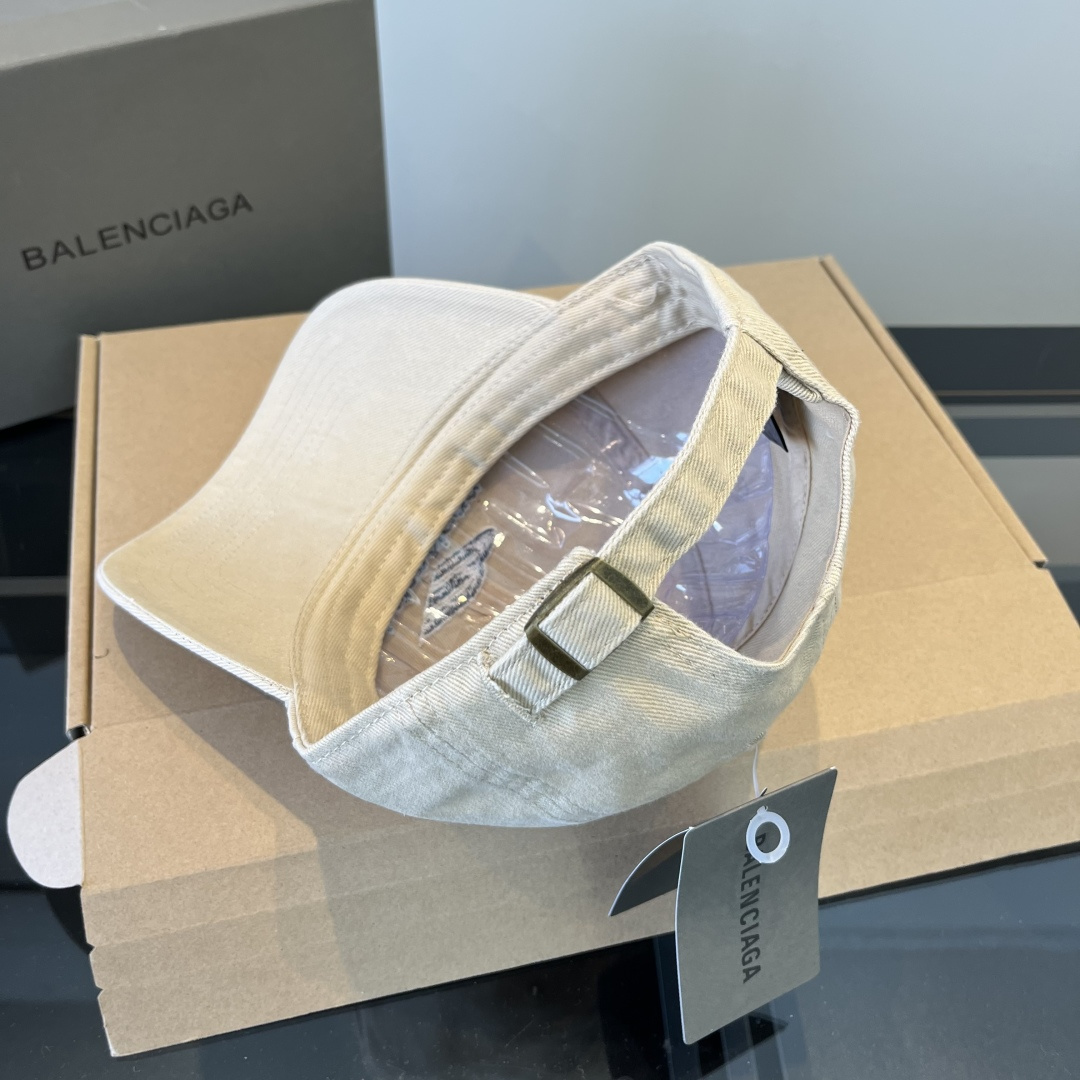 Balenciaga hat