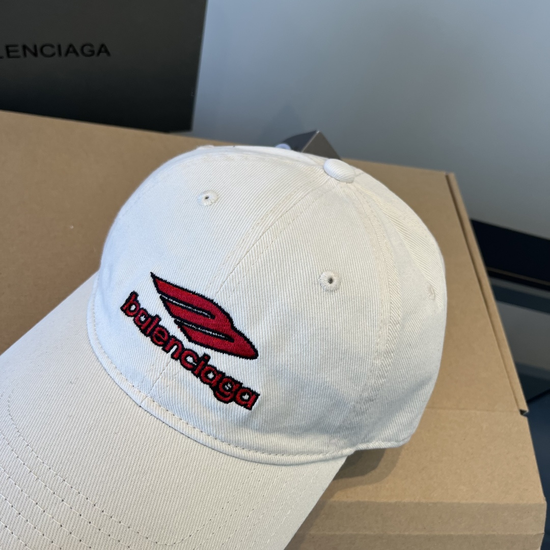 Balenciaga hat