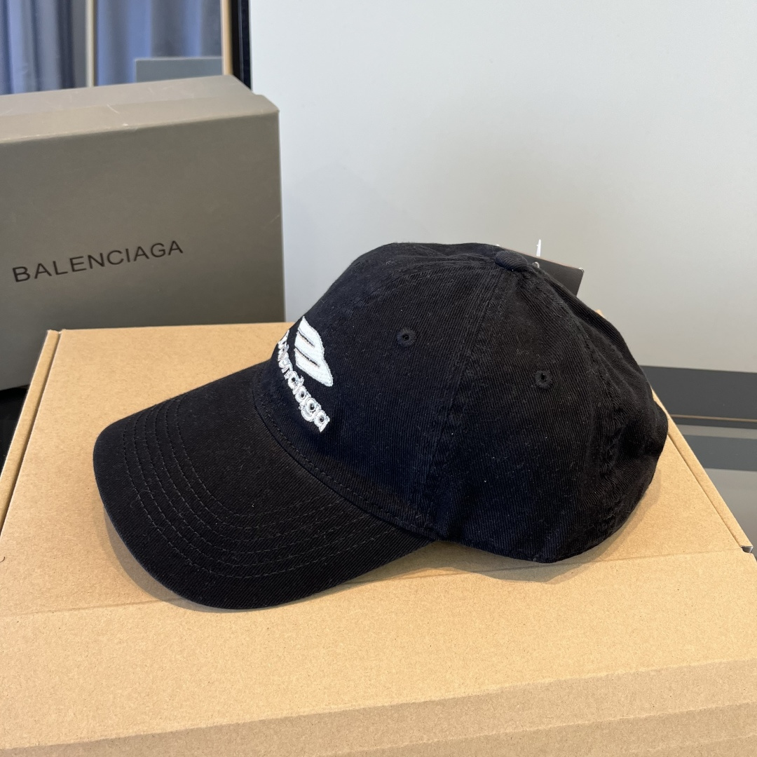 Balenciaga hat