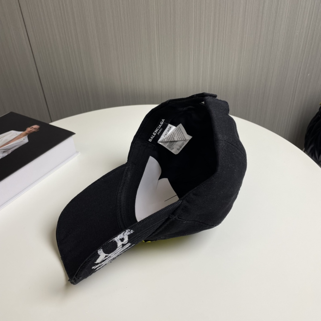Balenciaga hat