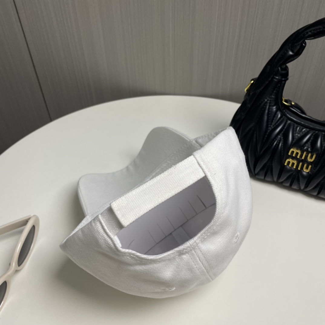 Balenciaga hat
