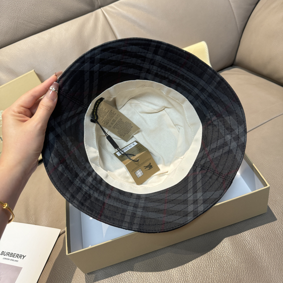 Burberry hat