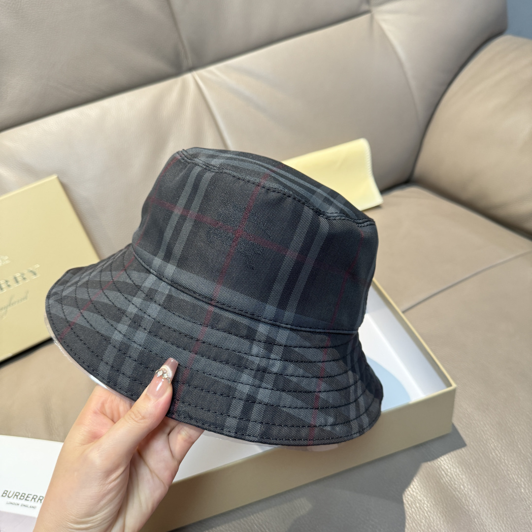 Burberry hat