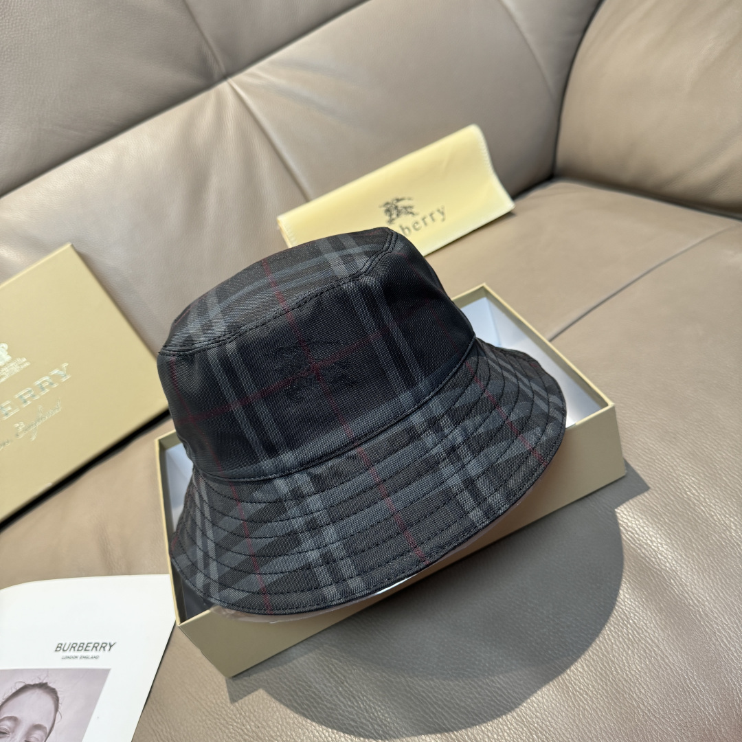 Burberry hat