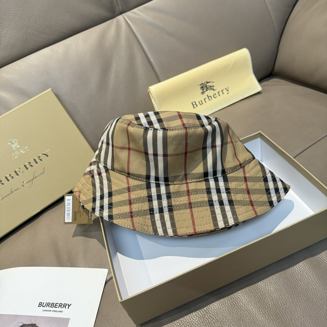 Burberry hat