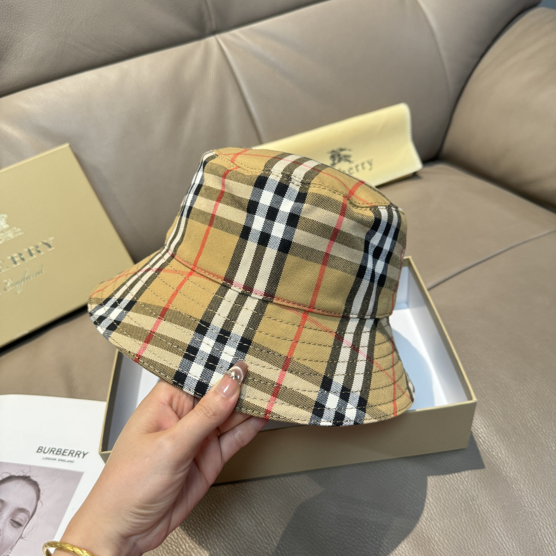 Burberry hat