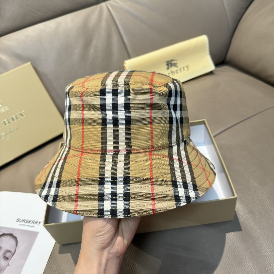 Burberry hat