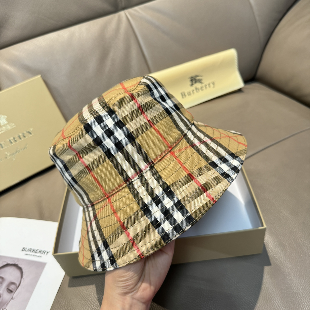 Burberry hat