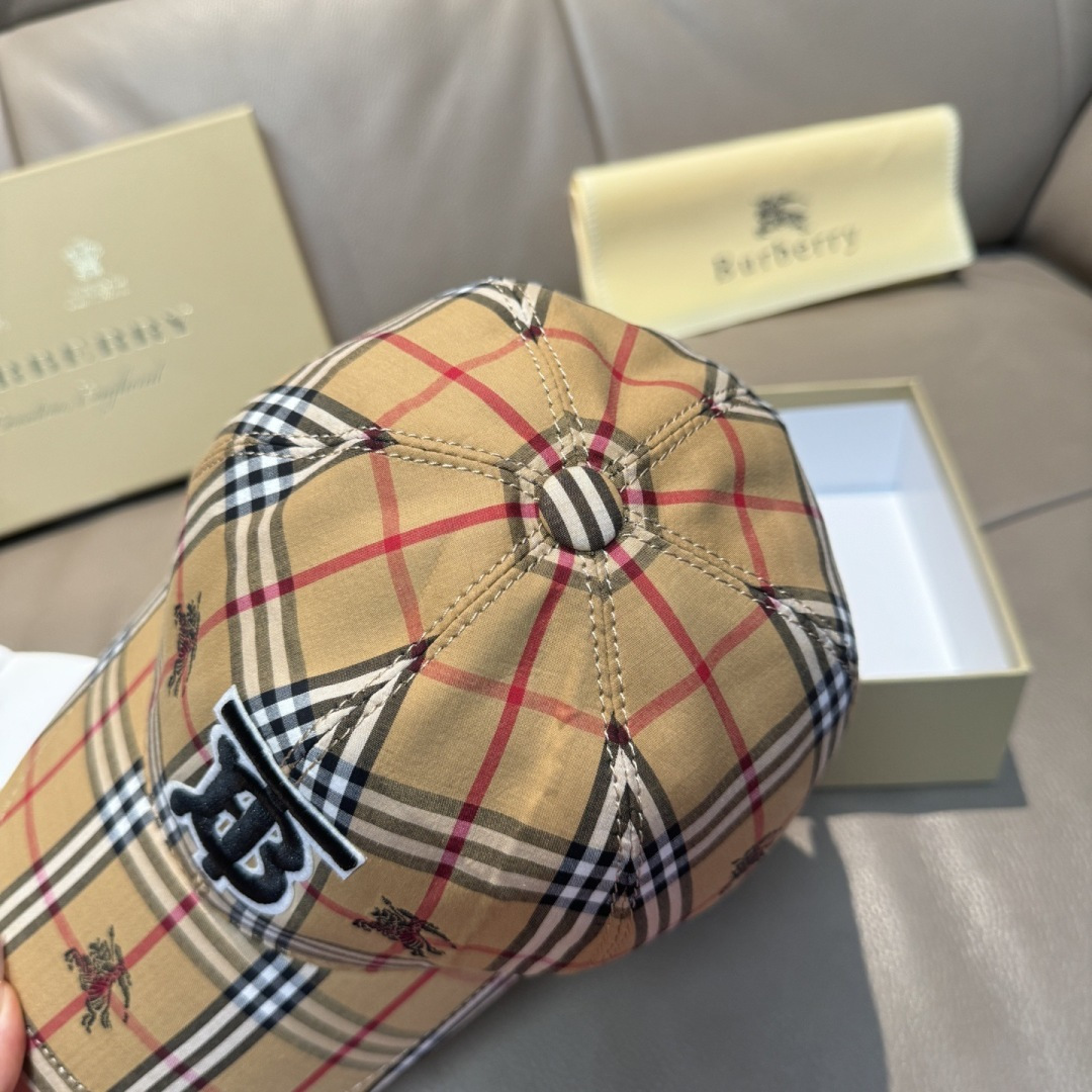 Burberry hat