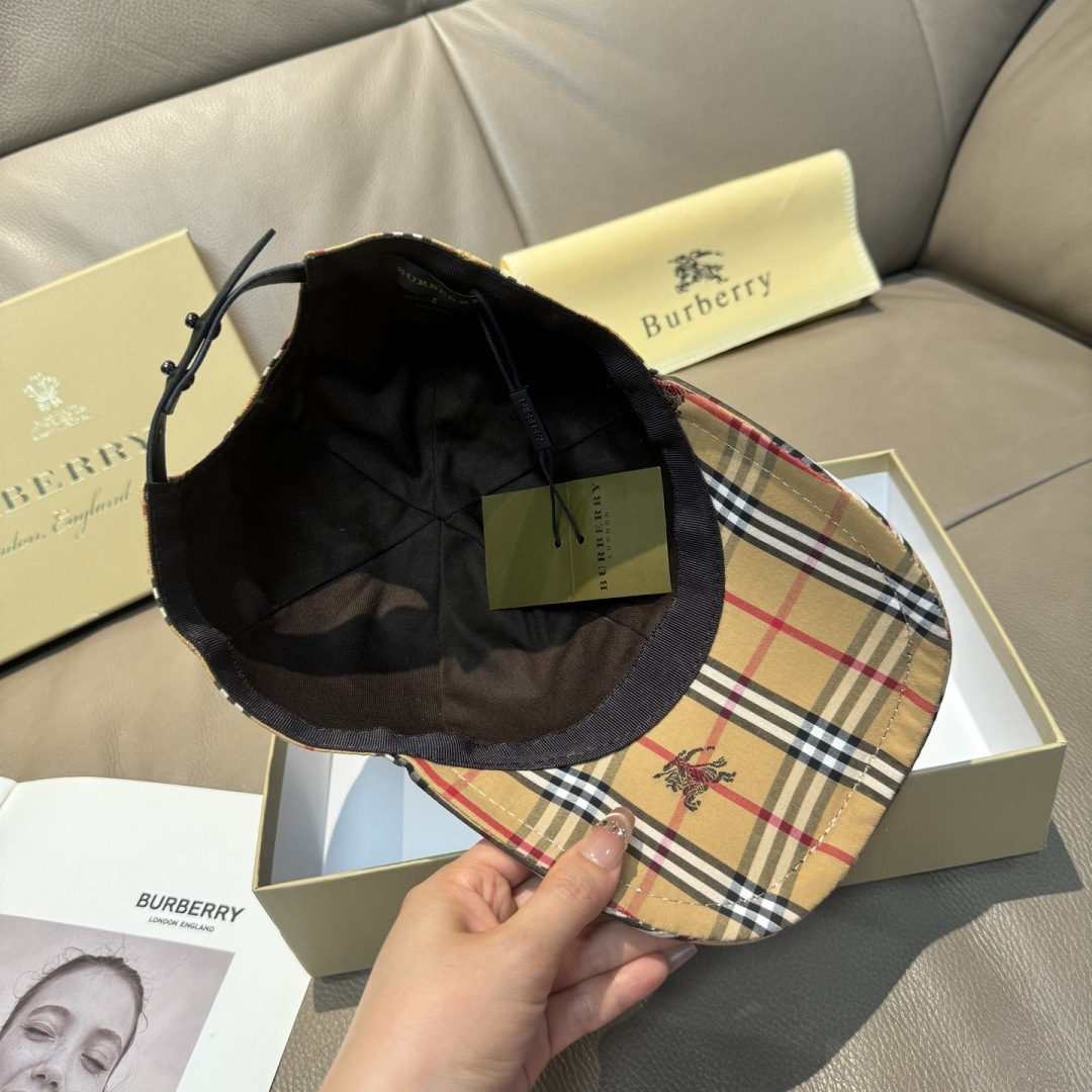 Burberry hat