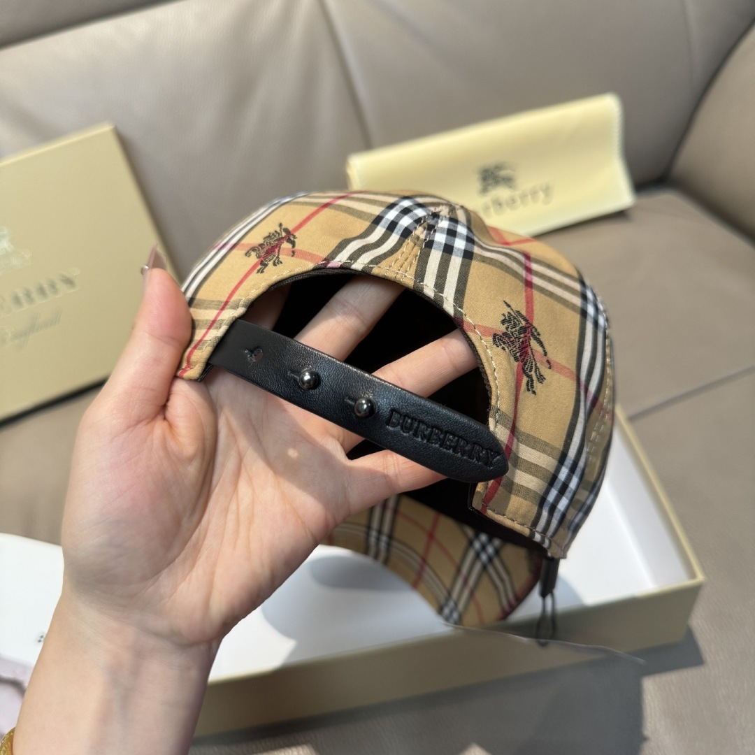Burberry hat