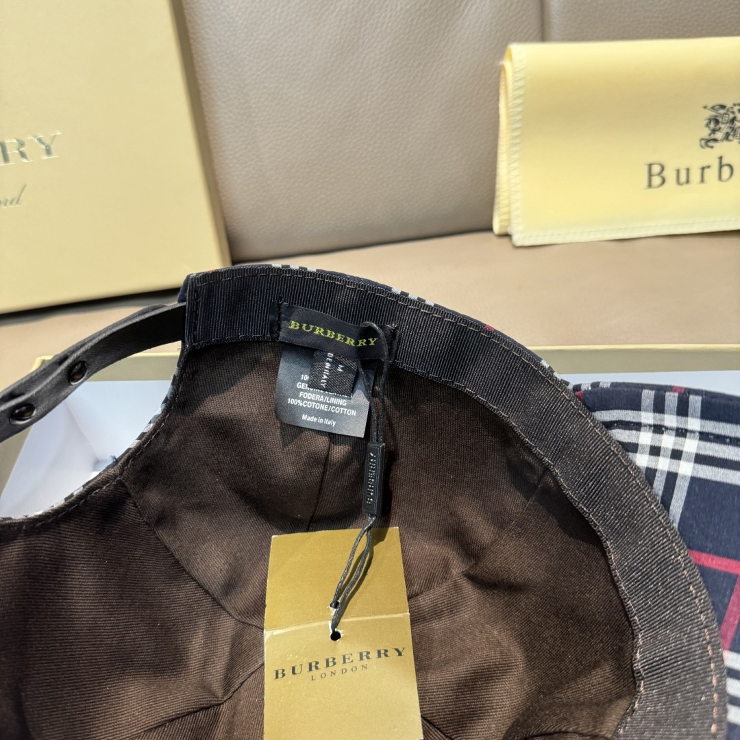 Burberry hat
