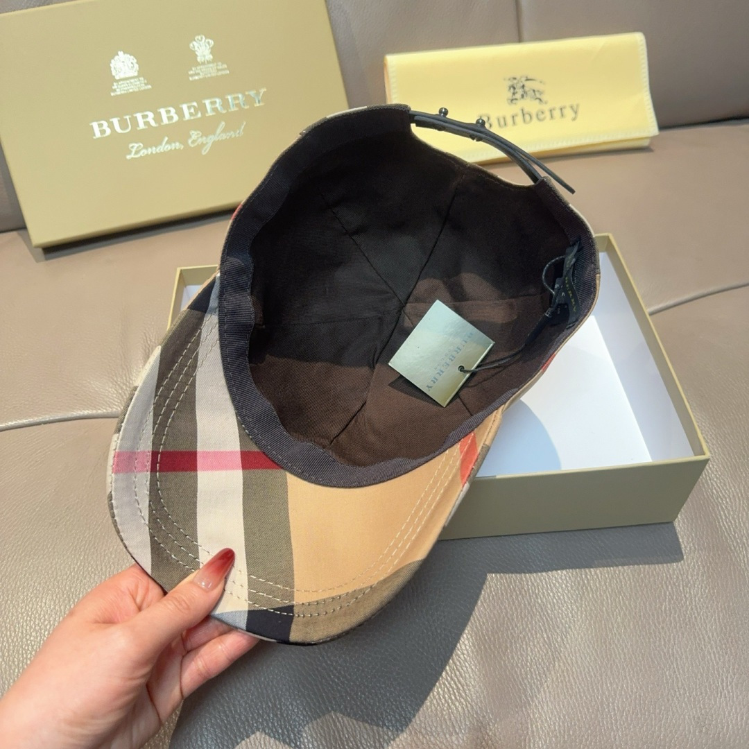 Burberry hat