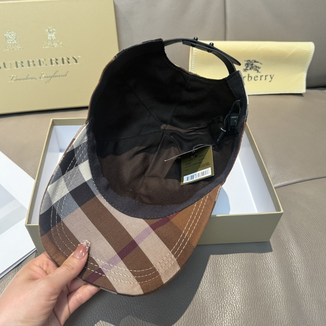 Burberry hat