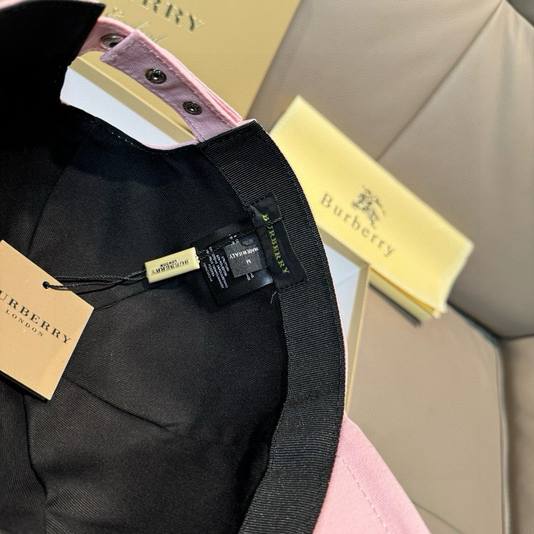 Burberry hat